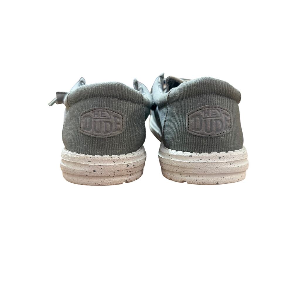 Hey Dude Wally Canvas Light Grey Men's Size 9 Wide Slip On Shoes - Picture 6 of 8
